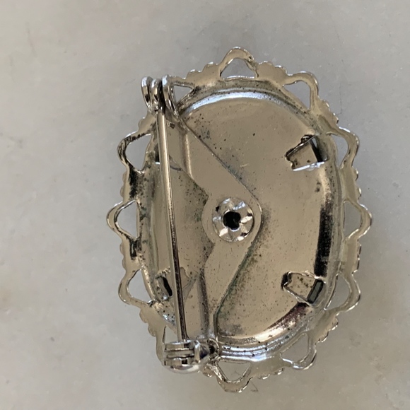 Faux Hematite Brooch - Picture 5 of 5